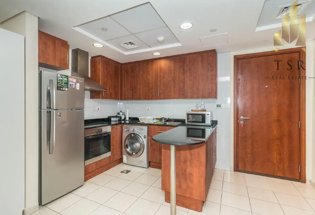 Fully Furnished | Spacious | Closed to Metro
