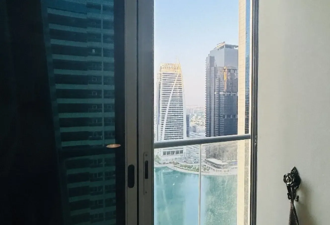 Fully Furnished 1-Bed Apartment for Rent – Indgo