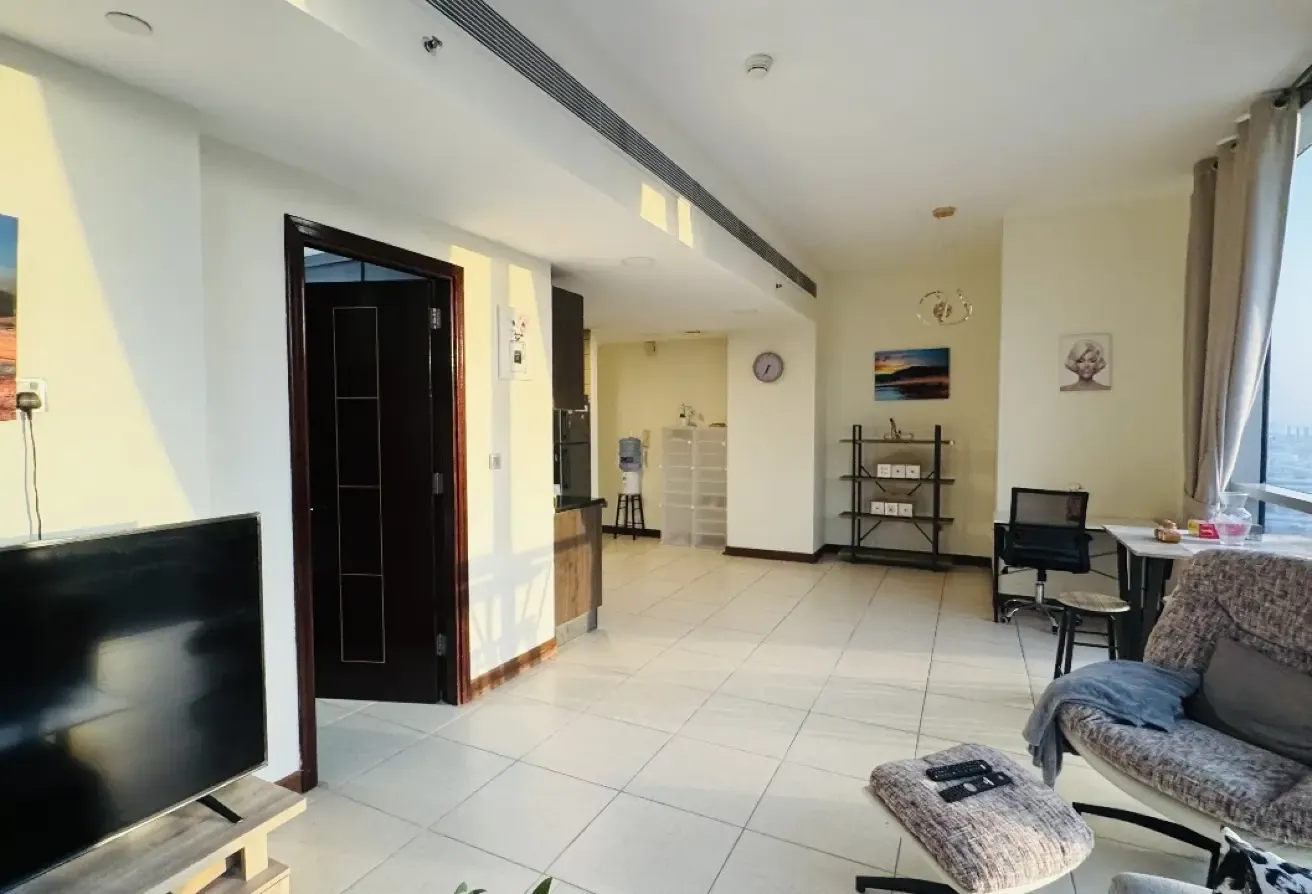 Fully Furnished 1-Bed Apartment for Rent – Indgo