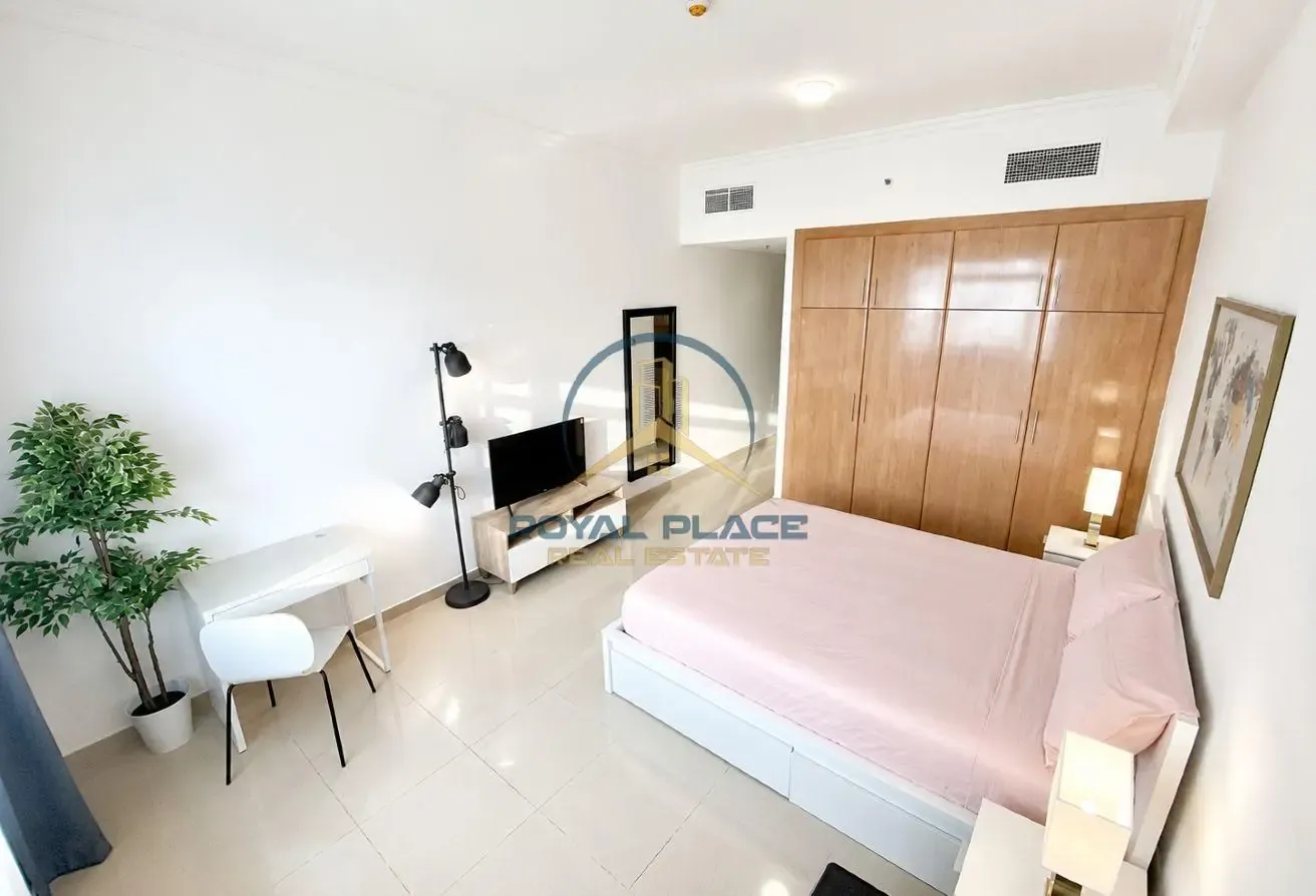 Fully Furnished Studio |City View |Lake City Tower