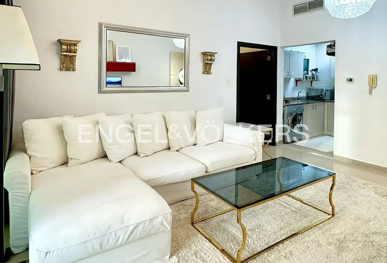 Low Floor | Fully Furnished | Vacant Now