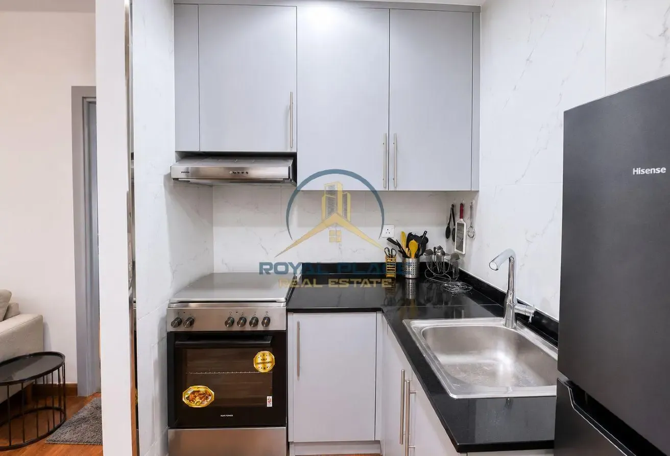 Spacious 1-Bedroom Apartment | Lake City Tower |
