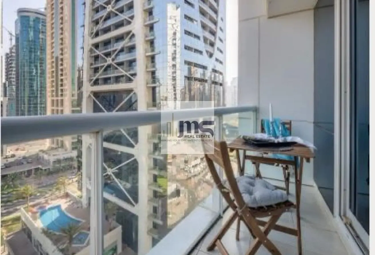 Fully Furnished/ Very Clean/Middle Floor/ Parking