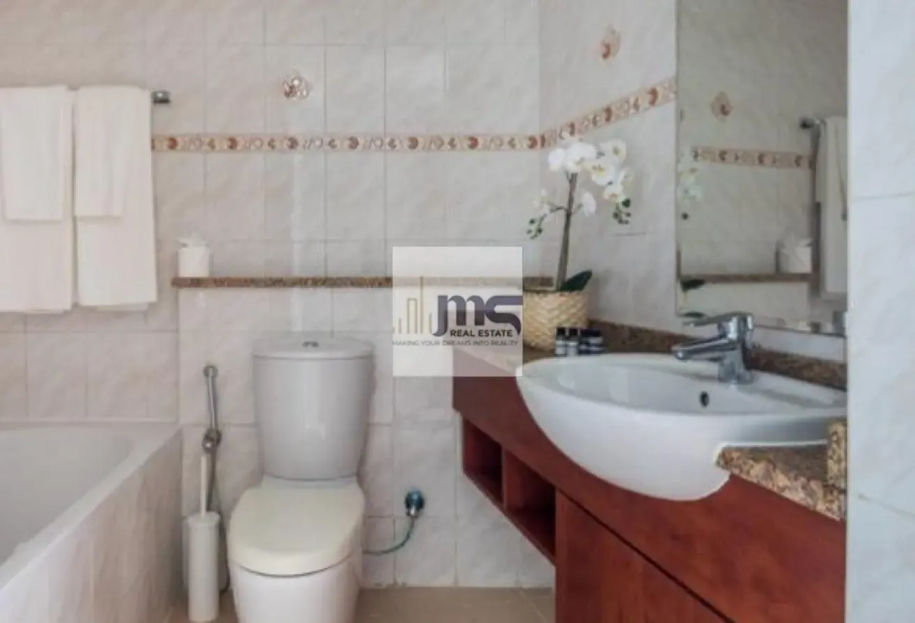 Fully Furnished/ Very Clean/Middle Floor/ Parking