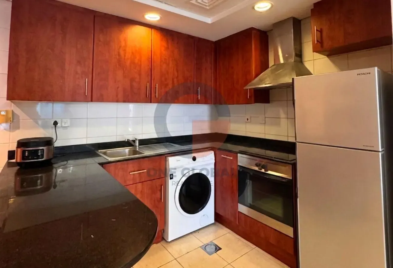 Mid Floor | Fully Furnished | Lake View