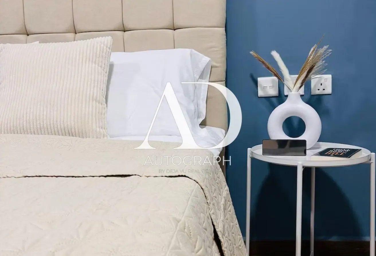 Spacious Studio Unit | On Mid Floor | Furnished
