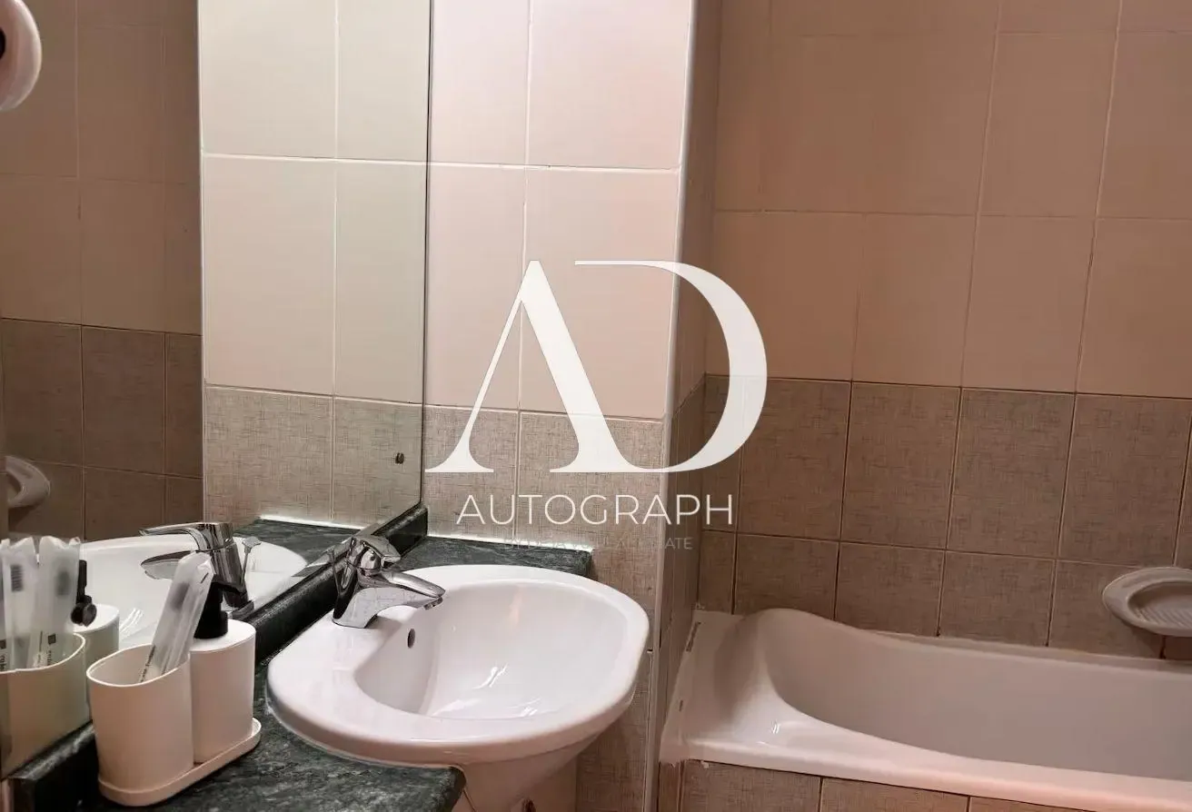 Spacious Studio Unit | On Mid Floor | Furnished