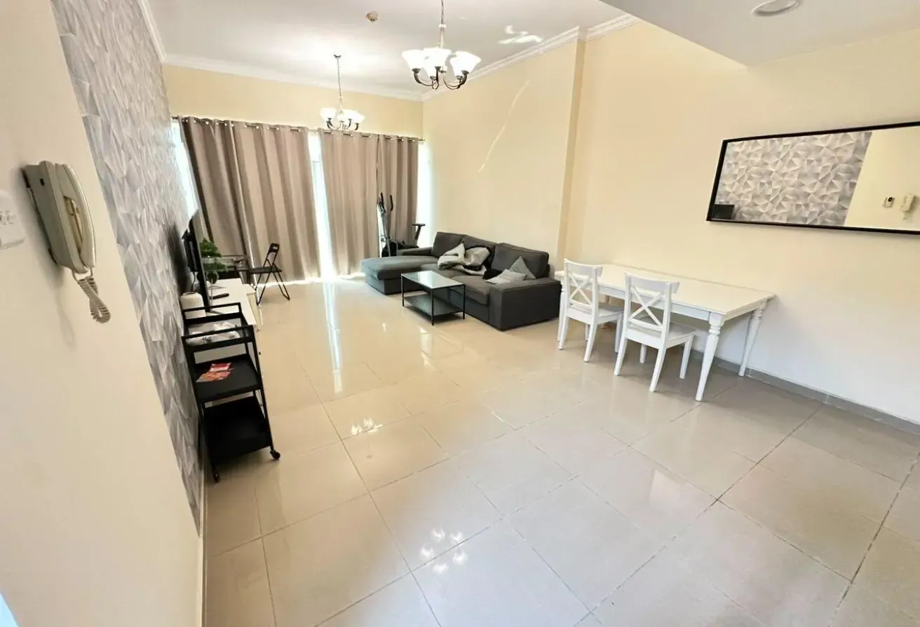 FULLY FURNISHED| MARINA VIEW| VACANT| BALCONY|