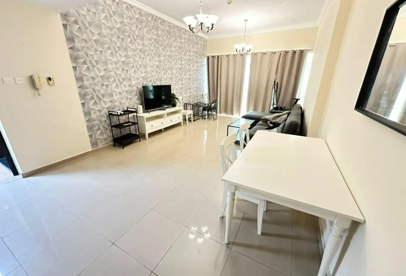 FULLY FURNISHED| MARINA VIEW| VACANT| BALCONY|