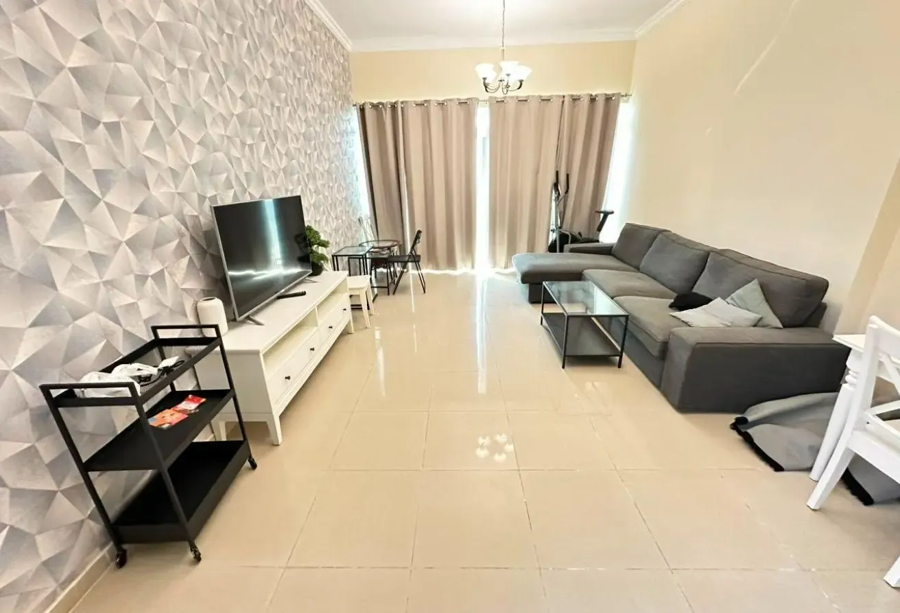 FULLY FURNISHED| MARINA VIEW| VACANT| BALCONY|