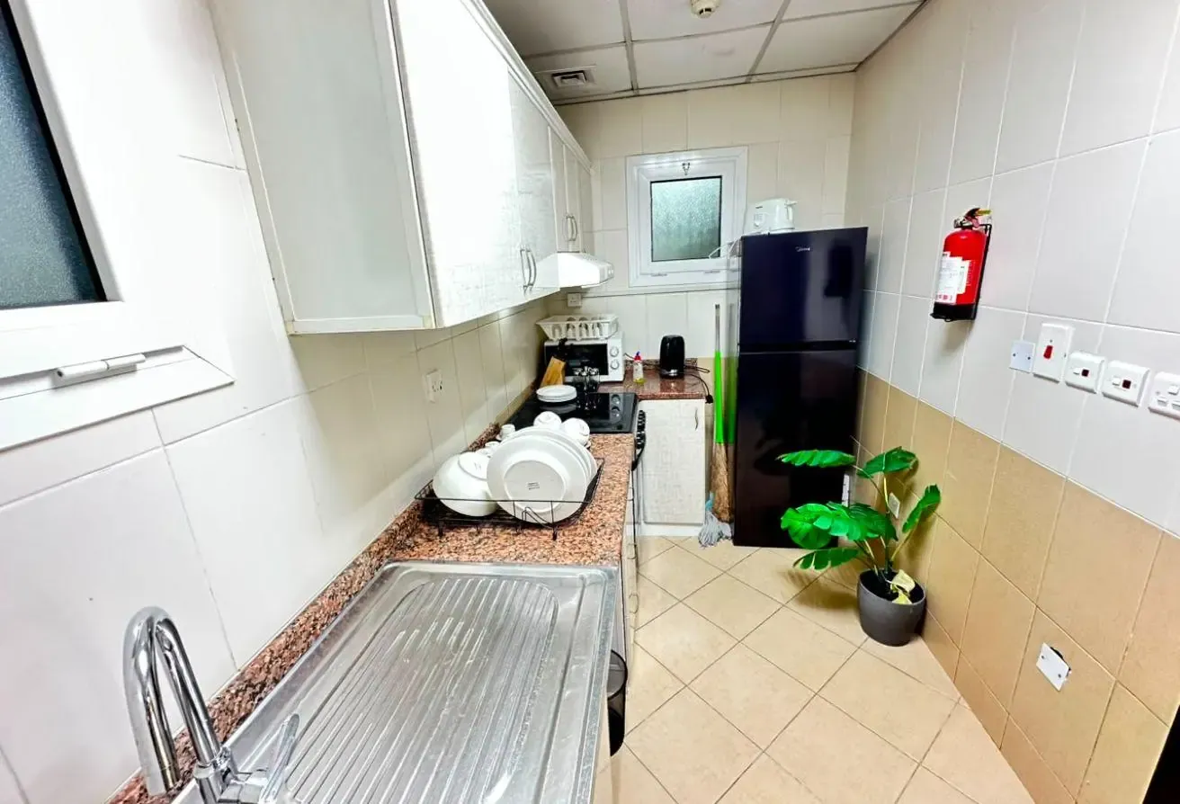 FULLY FURNISHED| MARINA VIEW| VACANT| BALCONY|