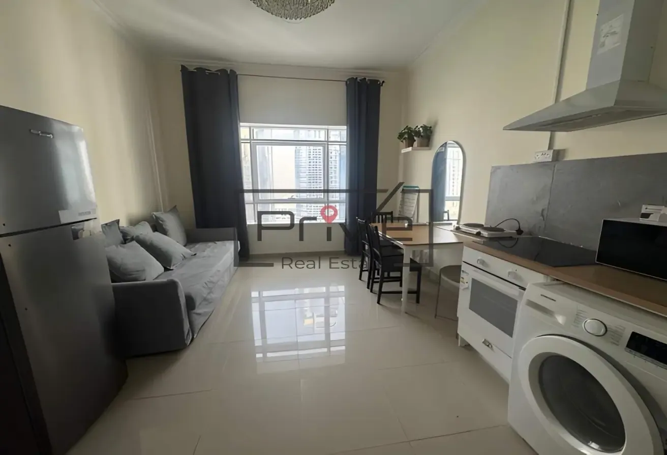 Fully Furnished | Canal View | Kitchen Equipped