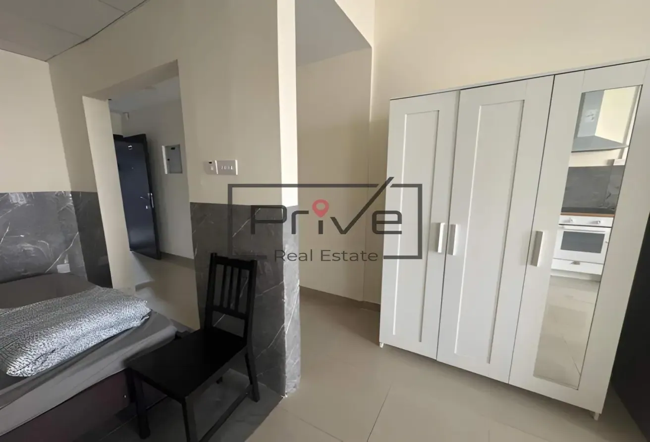 Fully Furnished | Canal View | Kitchen Equipped