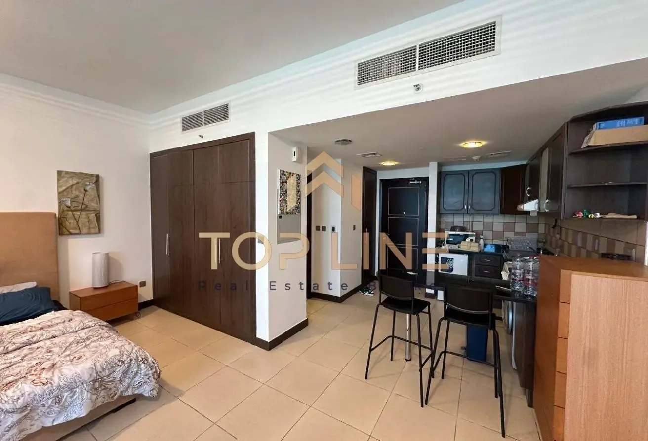 Fully Furnished | Next to Metro | Balcony,Parking