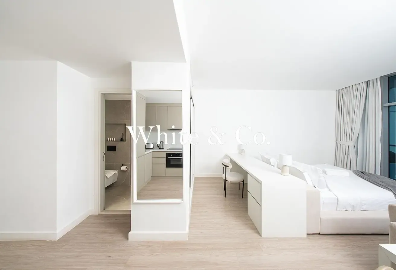 Upgraded | Lake View | Balcony | Furnished