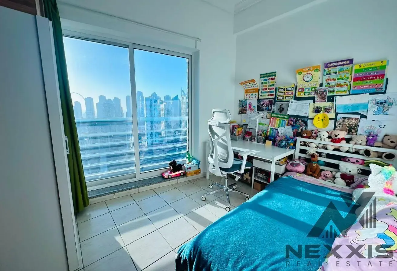 FULLY FURNISHED |NEAR TO METRO |SPACIOUS |VACANT