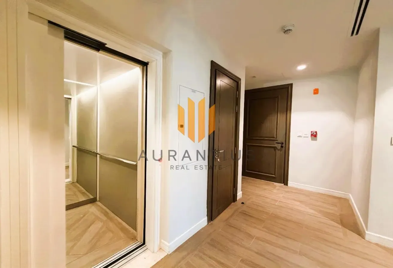 Luxurious 4BR+Maid+Storage |Pool & Community View