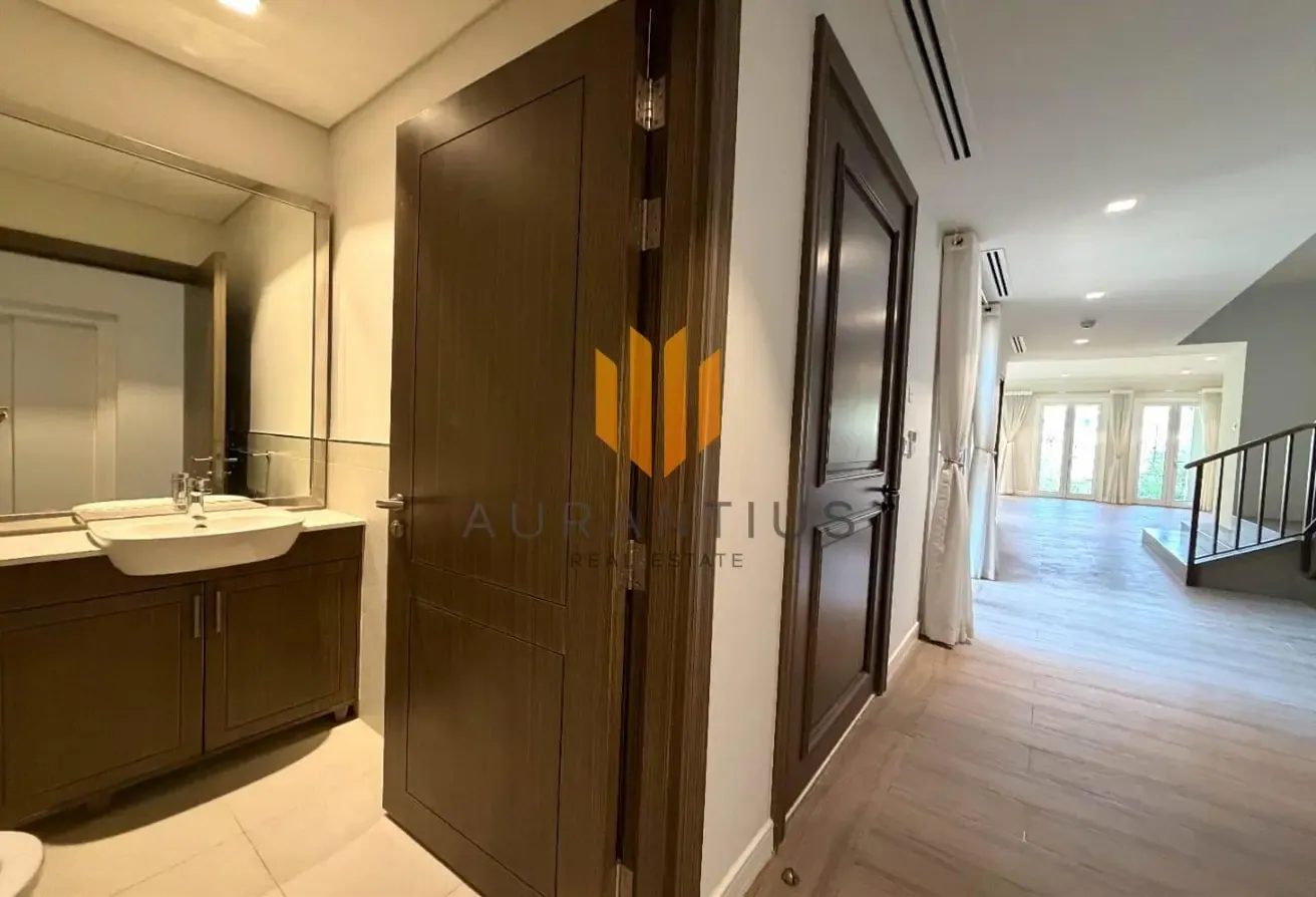 Luxurious 4BR+Maid+Storage |Pool & Community View