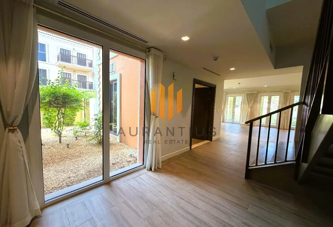 Luxurious 4BR+Maid+Storage |Pool & Community View