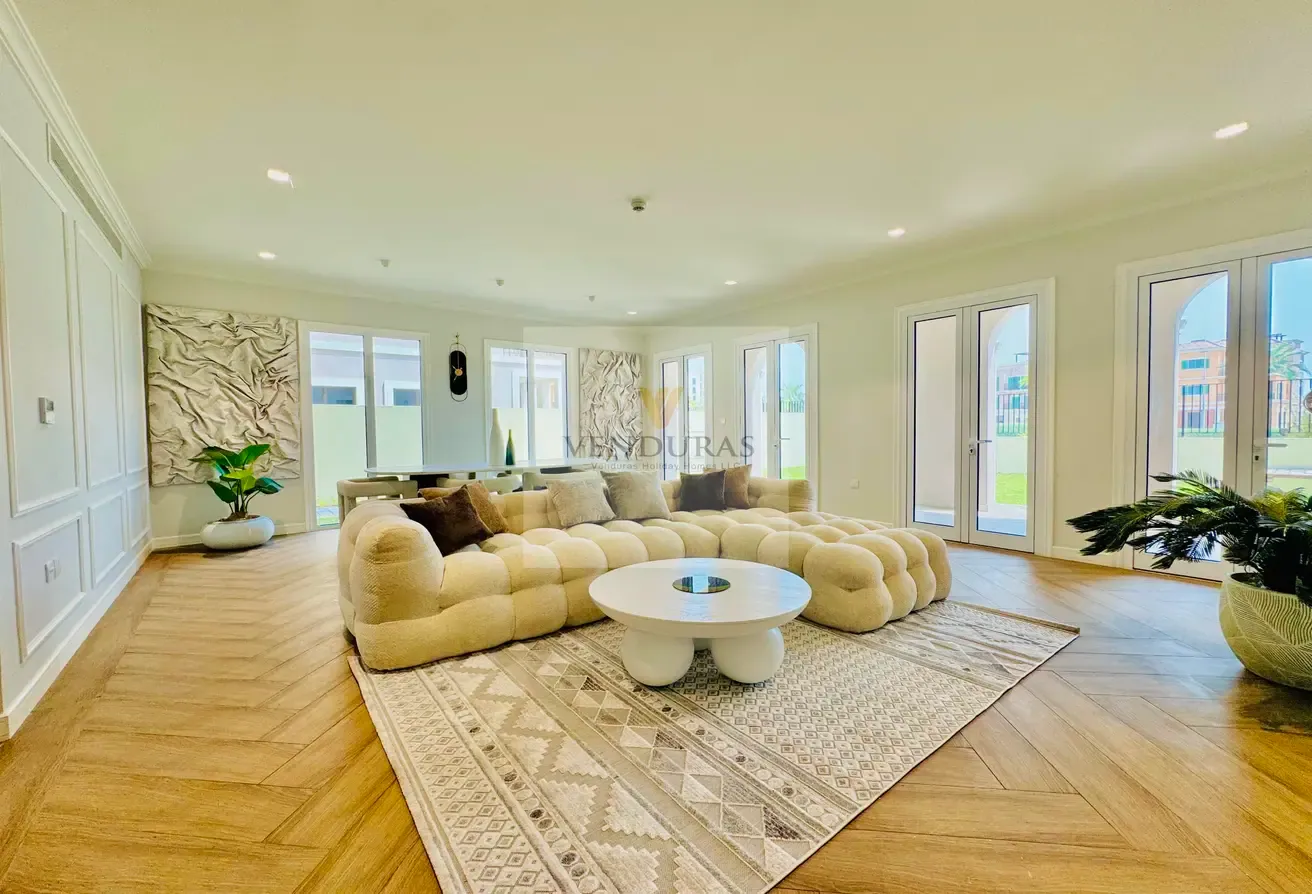 Beach Villa in LaMer -1/ 3 / 6 / 12 Monthly Rental