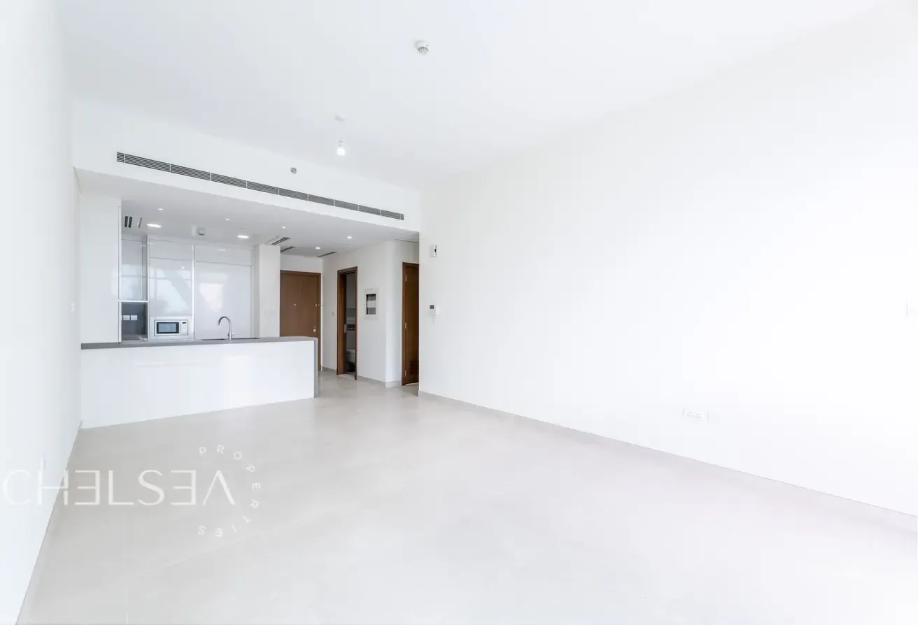 BRAND NEW | FULL CANAL VIEW | PRIME LOCATION