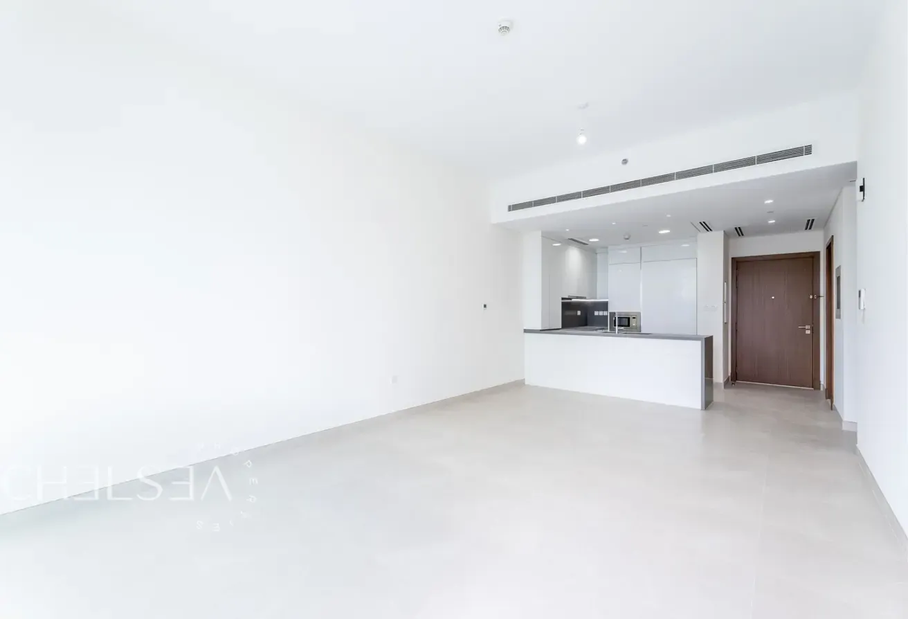BRAND NEW | FULL CANAL VIEW | PRIME LOCATION