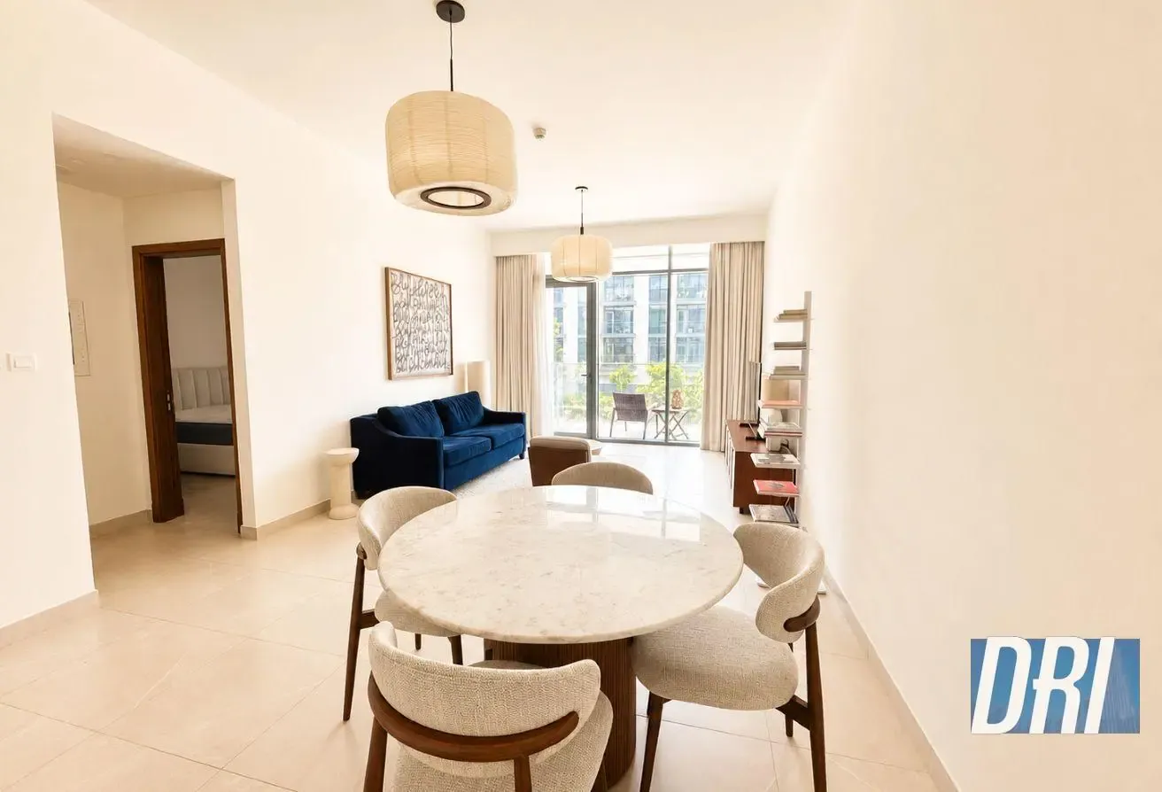 Fully Furnished 1BR | Amazing location | Vacant
