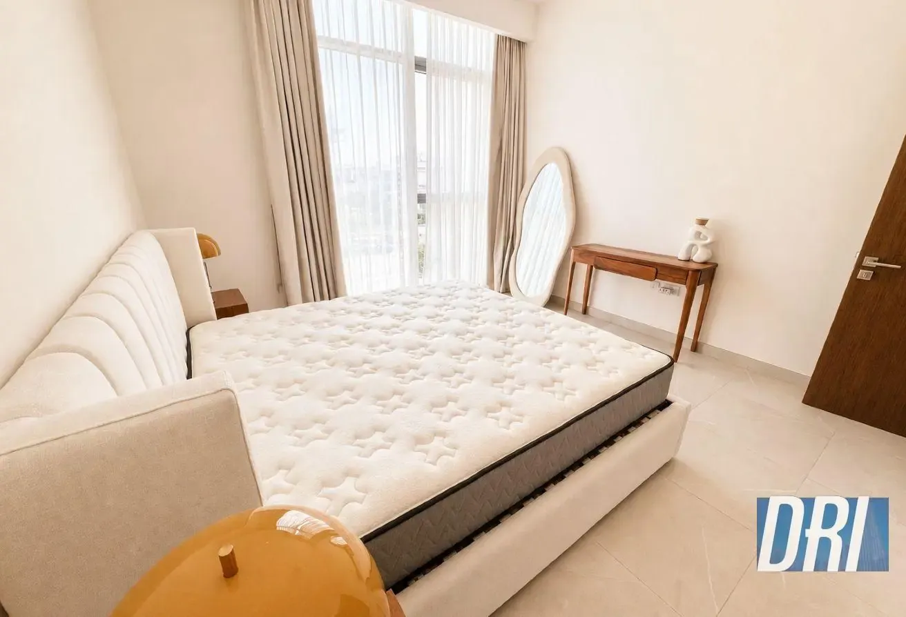Fully Furnished 1BR | Amazing location | Vacant