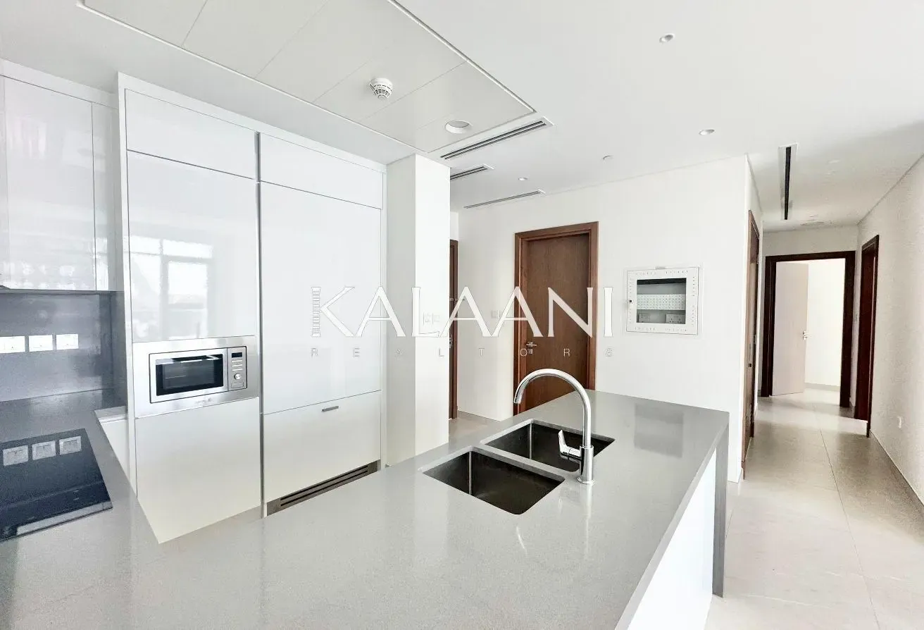 FULL CANAL VIEW | 2 BED + MAID | SPACIOUS LAYOUT