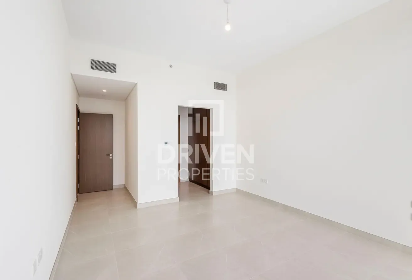 Canal Facing | Great Location | Well Maintained