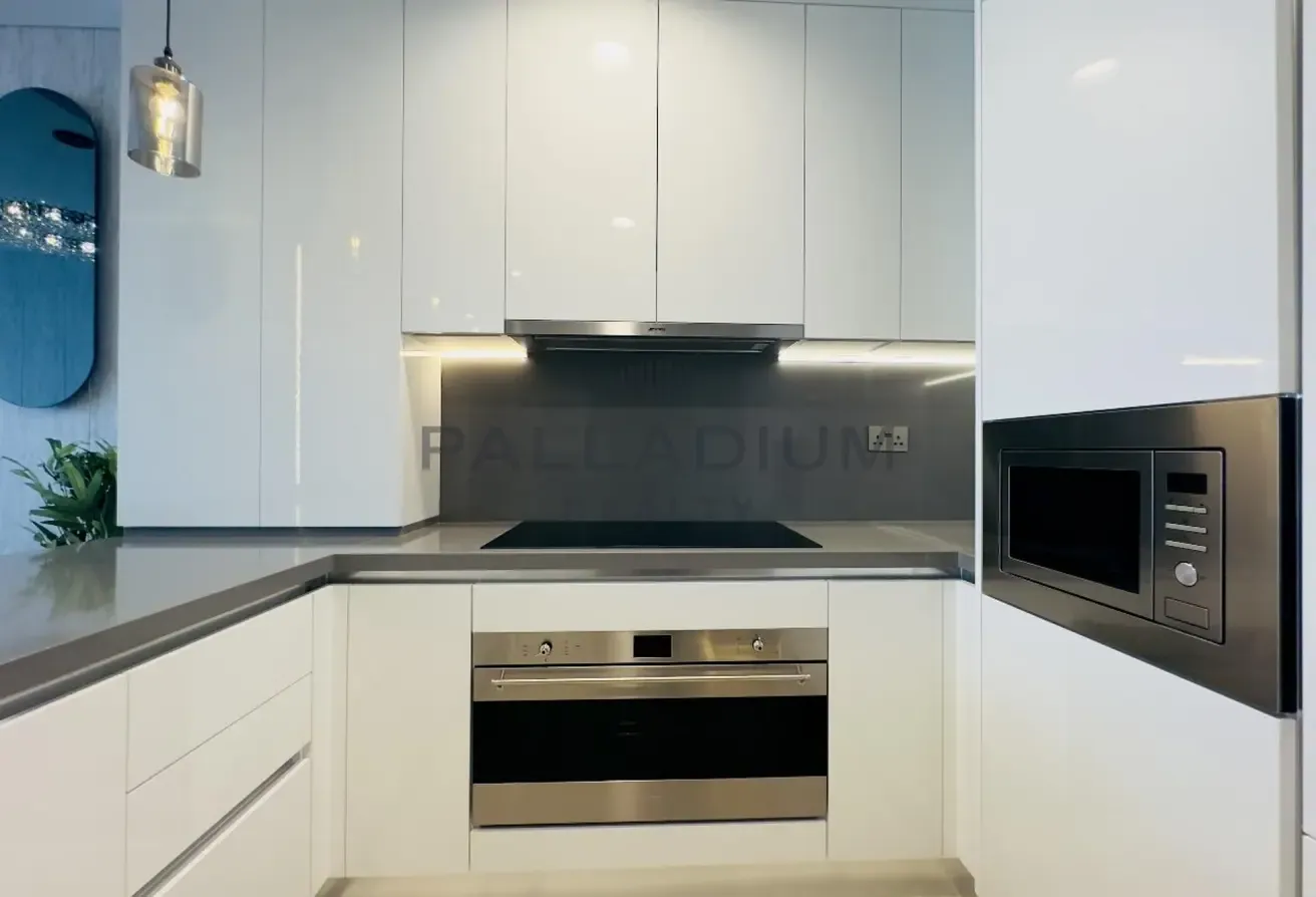Upgraded Unit | 2BR | Full Canal View