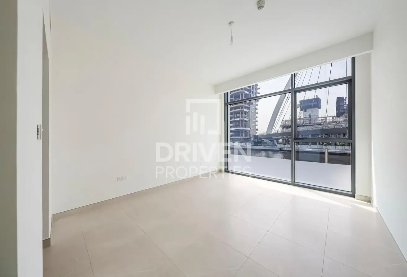 Full Canal View  | Brand New | Best Layout