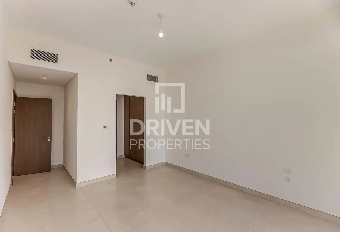 Canal View | Unfurnished | Available now