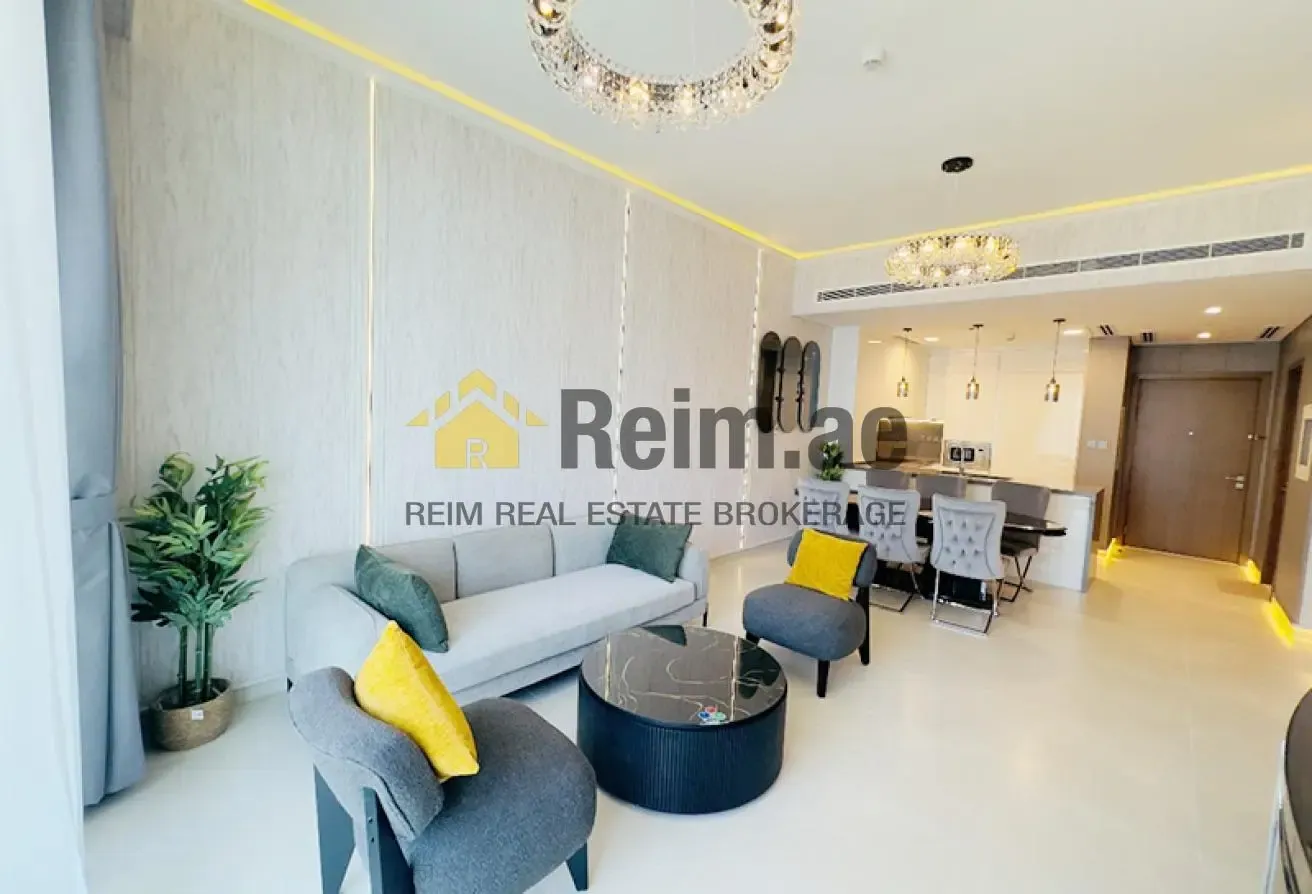 Fully Furnished | Upgraded | Canal View