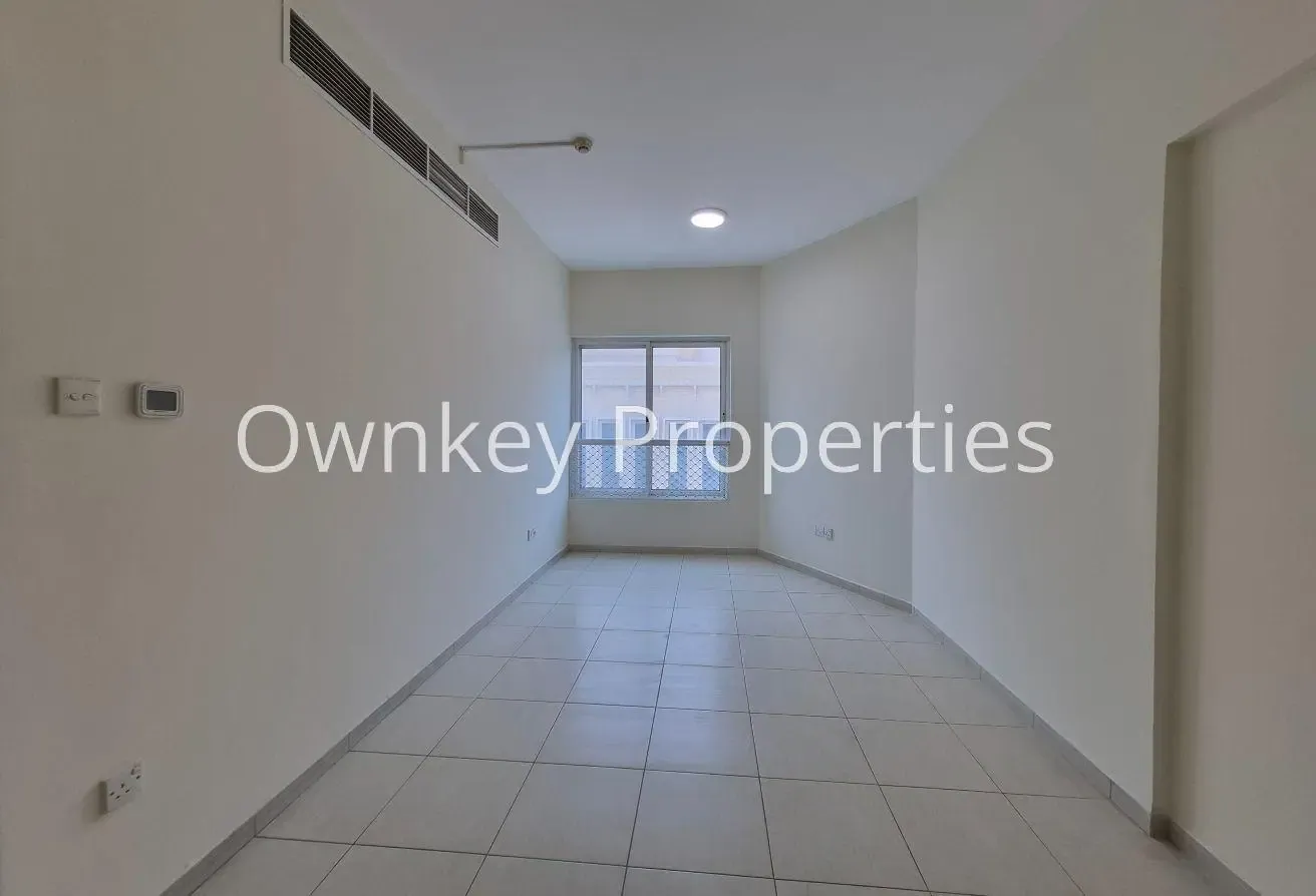 Specious/1 Bedroom Hall/With Balcony/Hot propertie