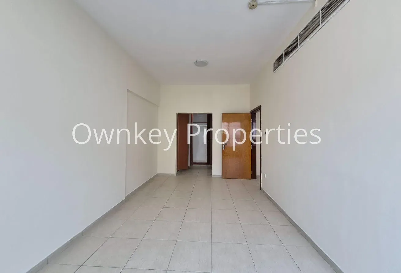 Specious/1 Bedroom Hall/With Balcony/Hot propertie