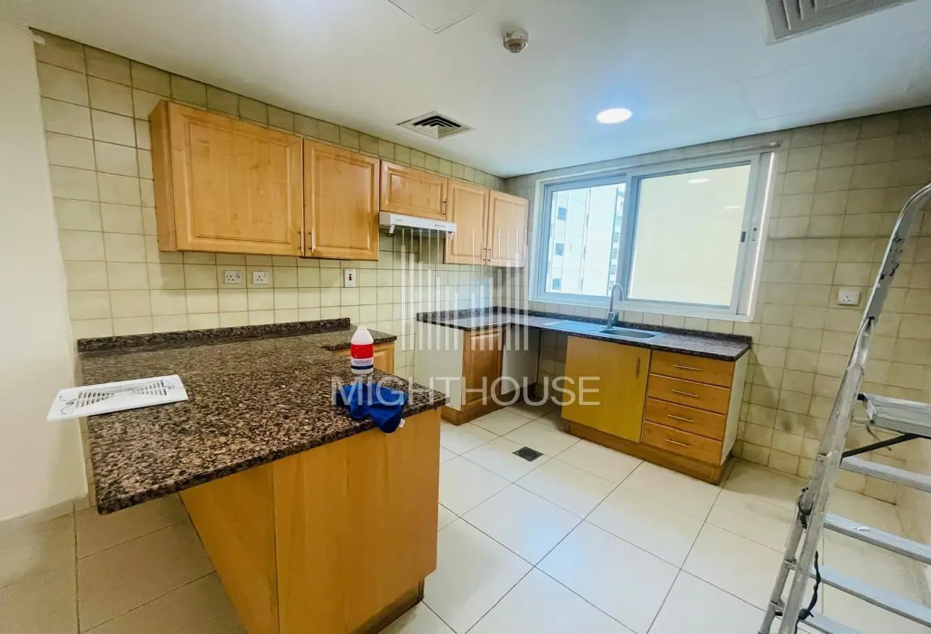 1BR Spacious Apartment  | Prime Location | Vacant