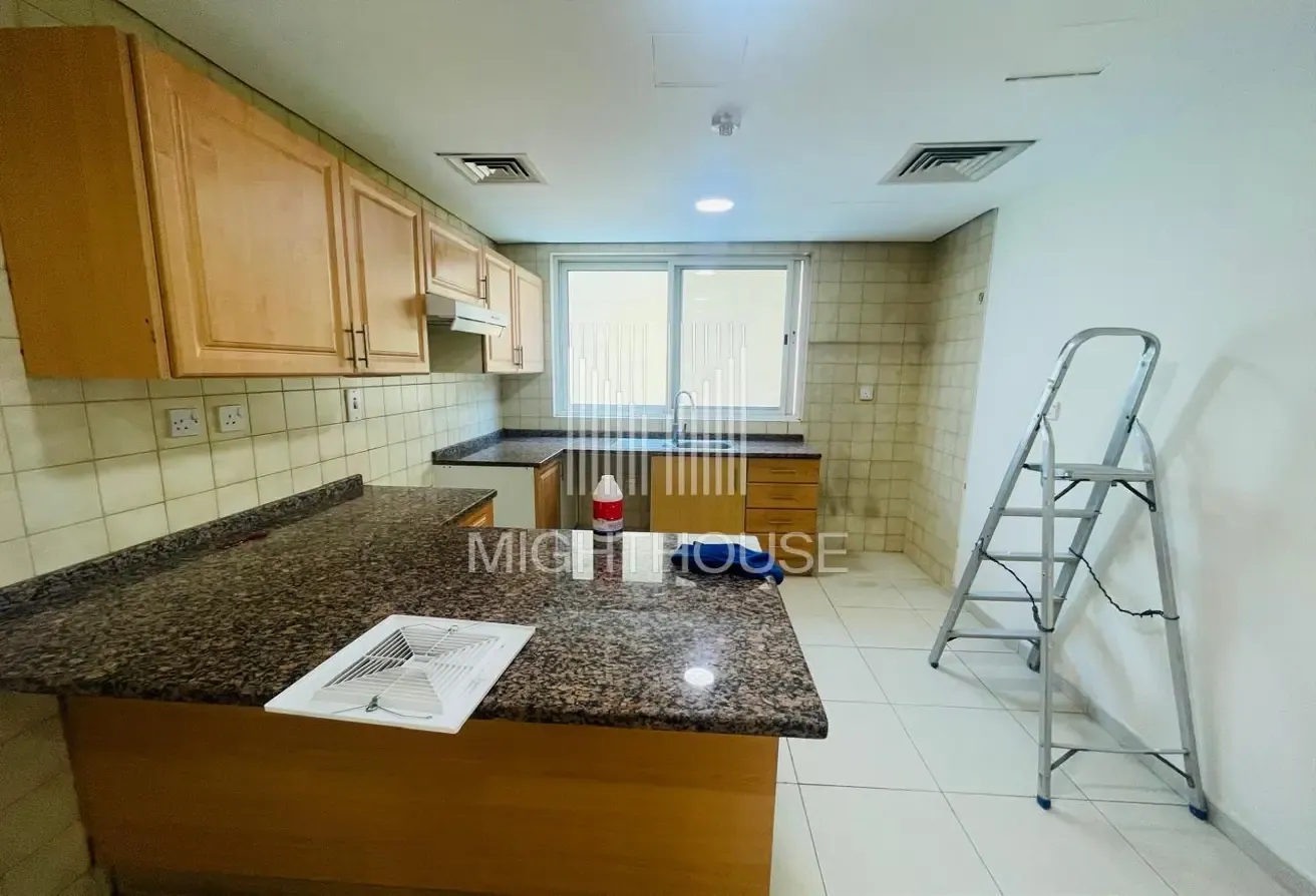 1BR Spacious Apartment  | Prime Location | Vacant