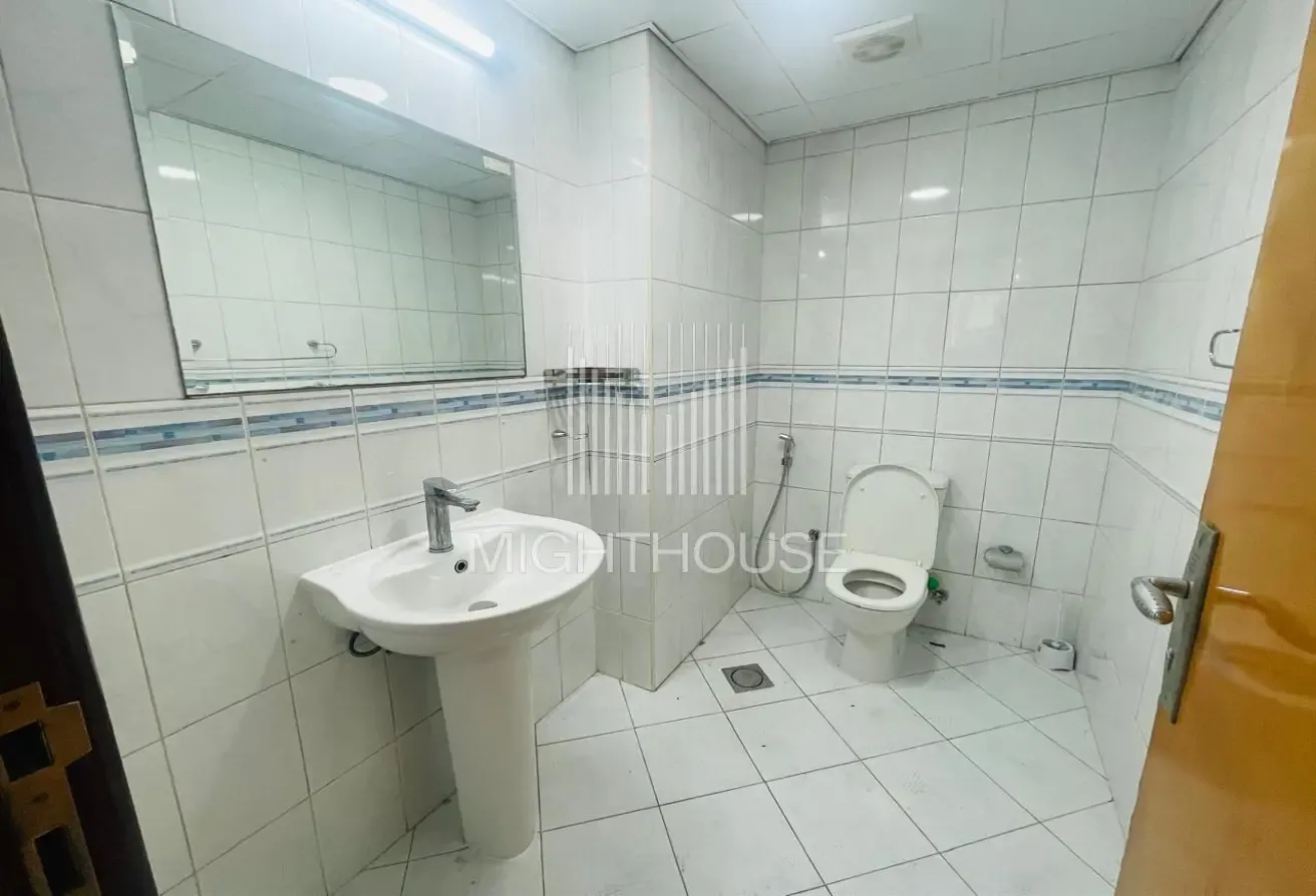 1BR Spacious Apartment  | Prime Location | Vacant