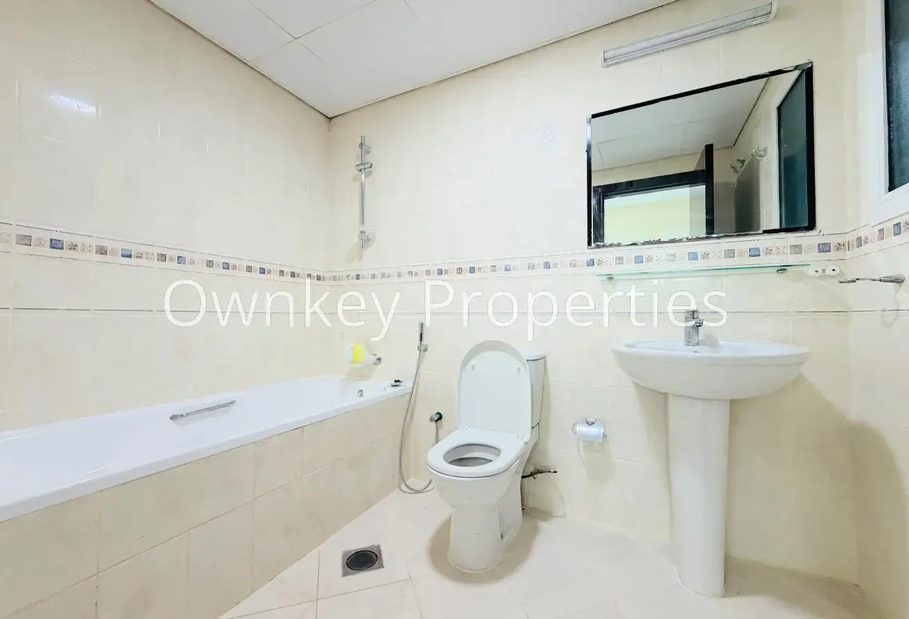 One Month Free | 6 Cheques Payment |Closed Kitchen