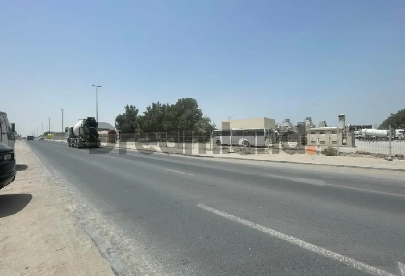 Leasehold | G+4 | Great Location