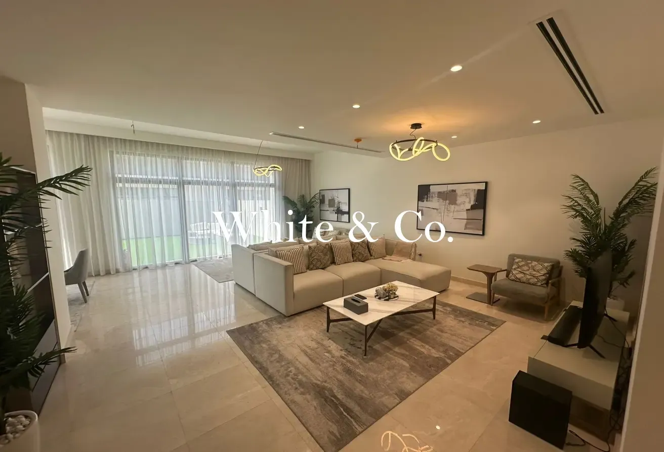 Close to Lagoon | Spacious | Study + Maid