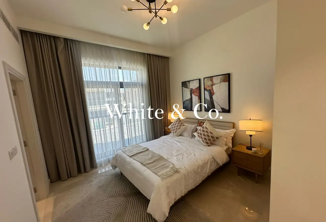Close to Lagoon | Spacious | Study + Maid