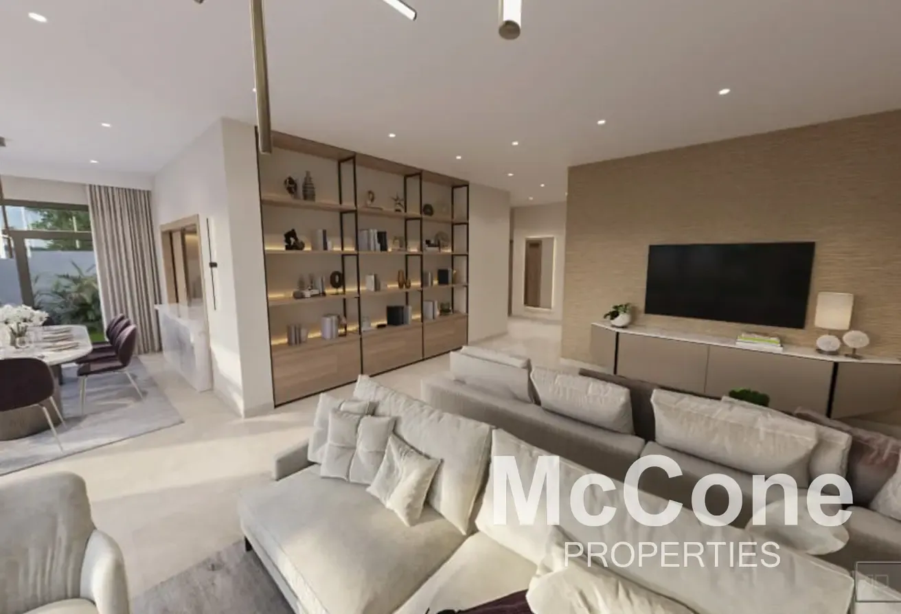 Corner Unit | Private Garden | Single Row