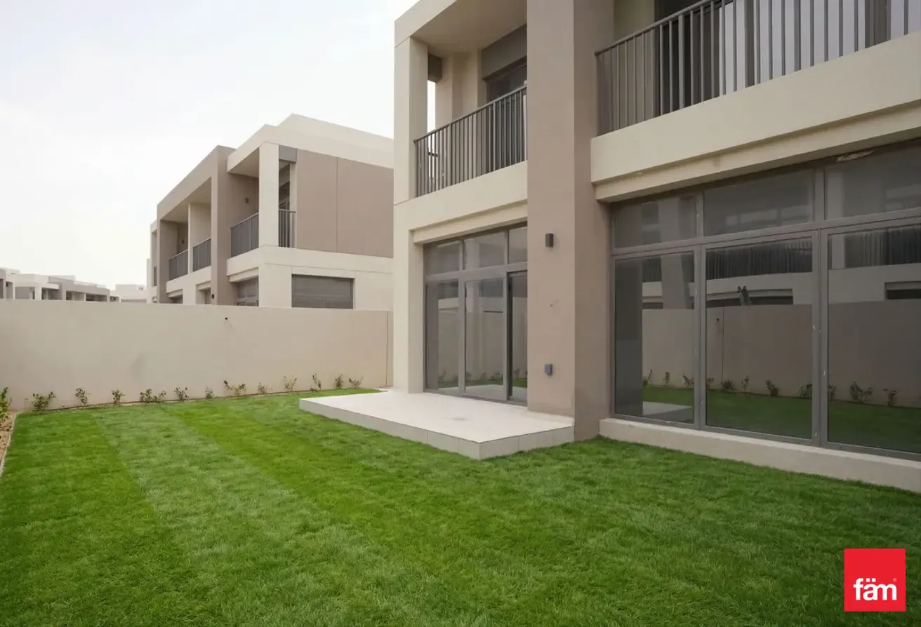 Semi Detached | Below OP | Single Row