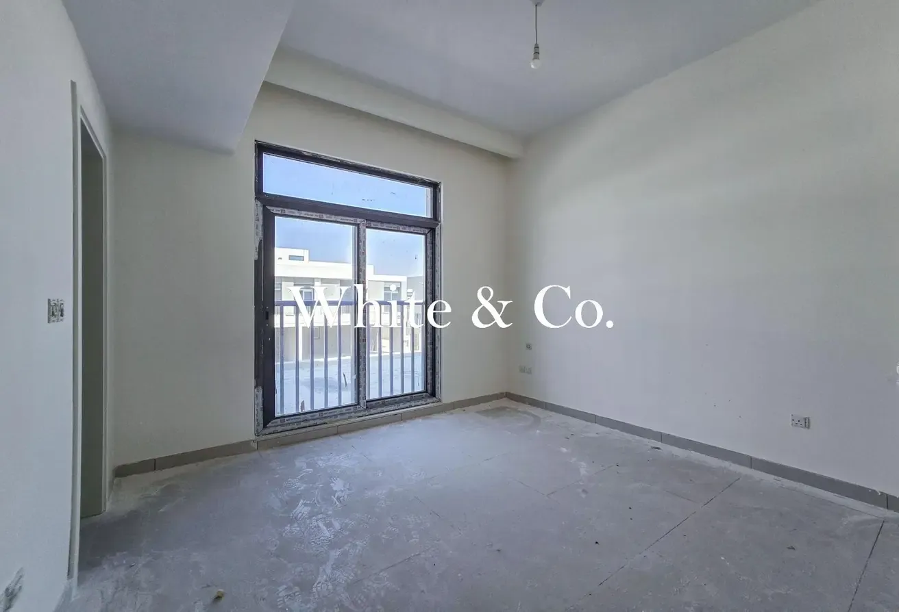 Premium Villa | Waterfront Living | PHPP