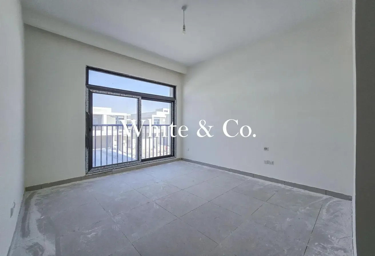 Premium Villa | Waterfront Living | PHPP