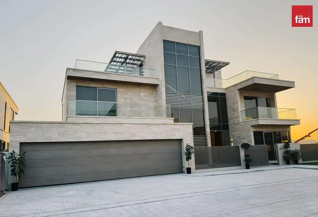 Luxury Mansion | Payment Plan | Facing Lagoon