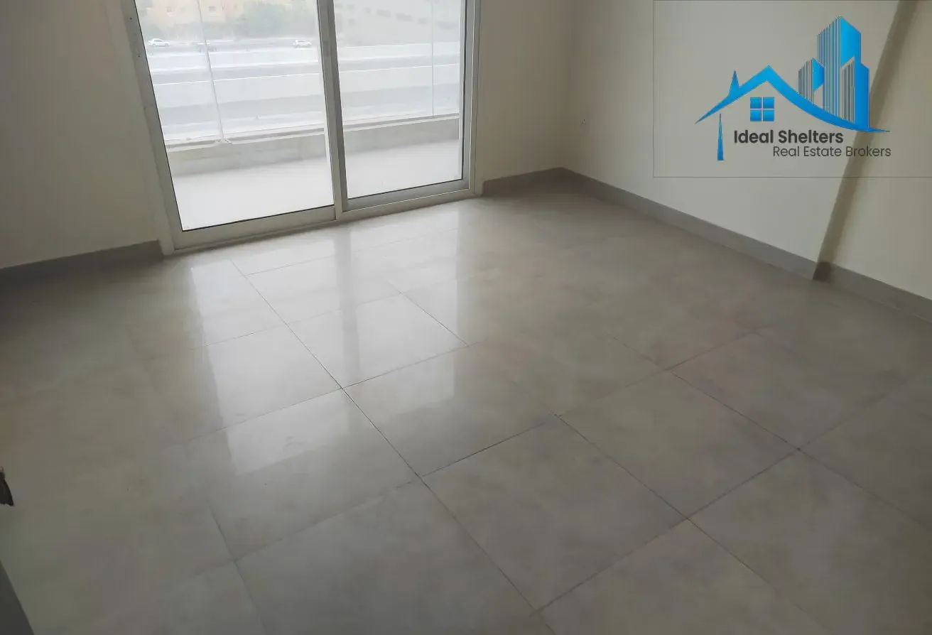 Invertor deal 1BR Semi Furnished Vacant soon