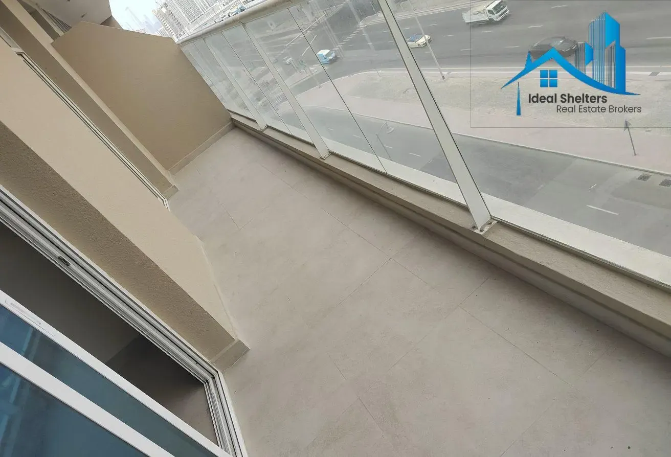Invertor deal 1BR Semi Furnished Vacant soon